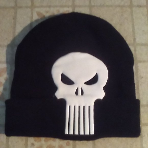 "The Punisher" Tuque Hat - Picture 1 of 1
